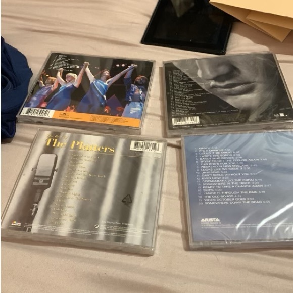 Classic cds - Picture 1 of 2